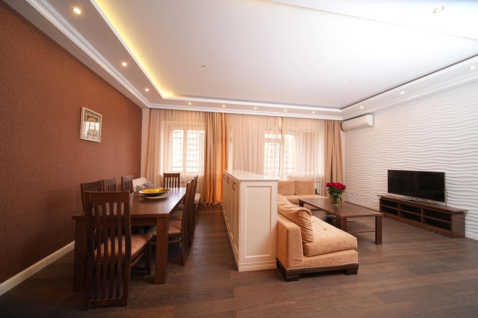 Sweet Home apartments Jerevan Buitenkant foto