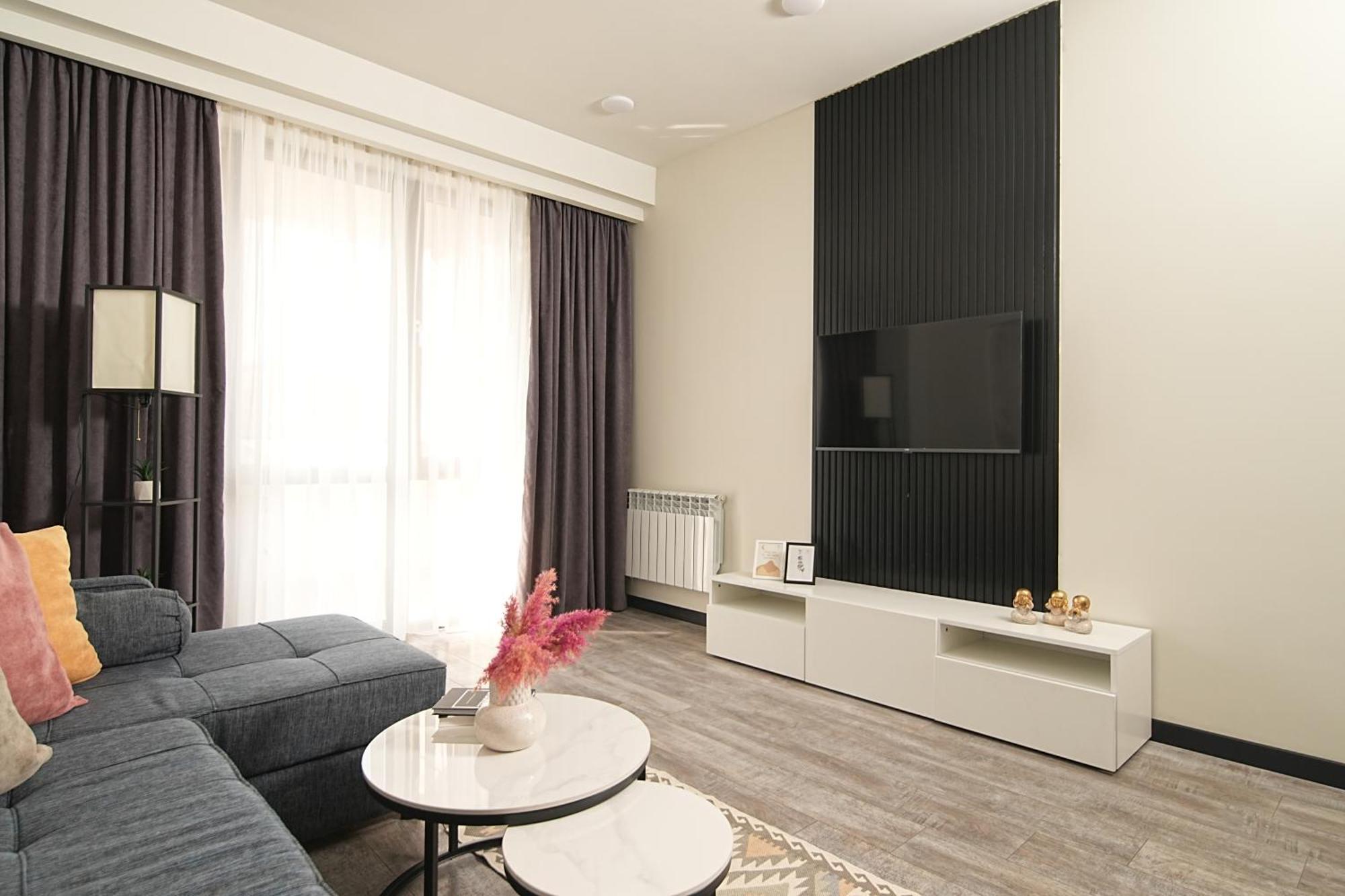 Sweet Home apartments Jerevan Buitenkant foto